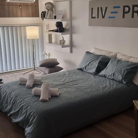 Livepro Apartment ลาร์นาคา ภายนอก รูปภาพ