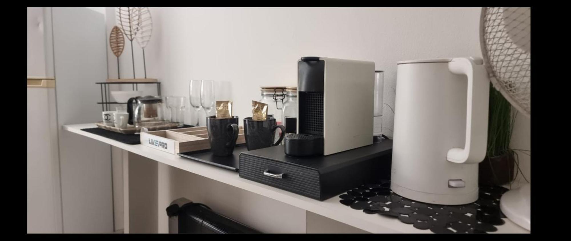 Livepro Apartment ลาร์นาคา ภายนอก รูปภาพ